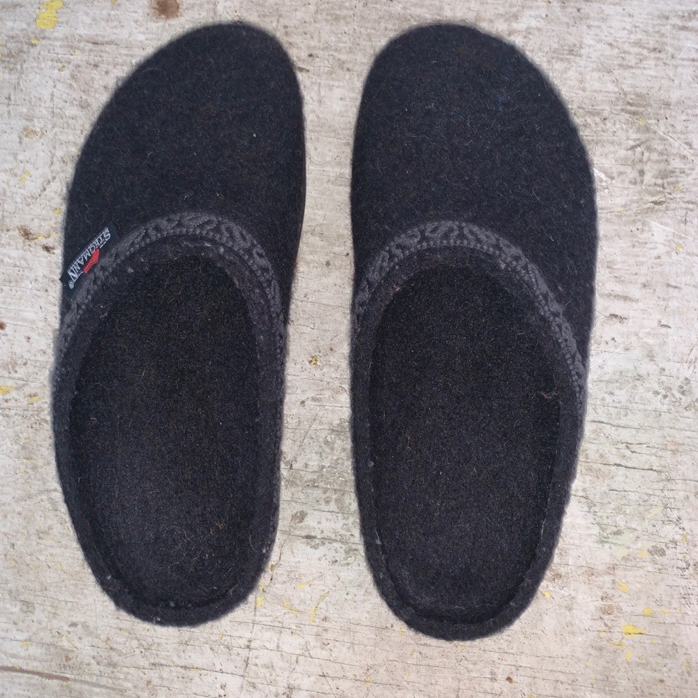 Stegmann slippers